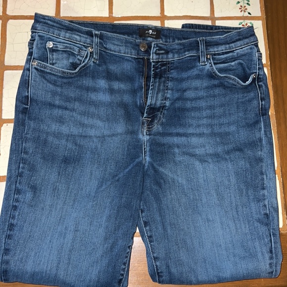 7 for all Mankind the Skinny in Kent, size 34 - Picture 4 of 6
